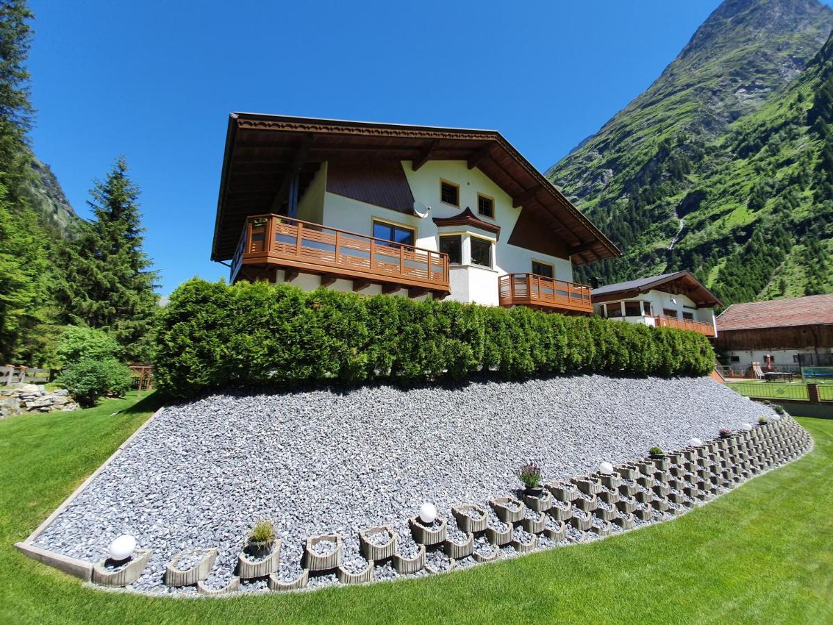 Appartamento Haus Bergheimat Sankt Leonhard im Pitztal Esterno foto